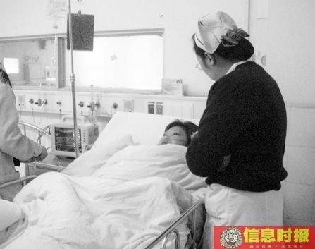 女子離婚棄子欲與網友結婚未果后剖腹自殘(圖)