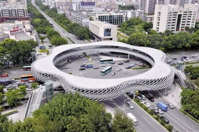 深圳南山區春花天橋