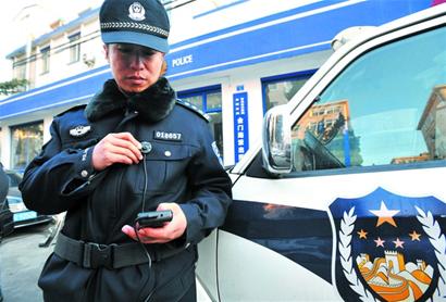 老“110”講述新警情 老“110”講述新警情