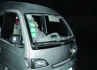 八號碼頭車禍案續 司機撞人遠光燈是主謀 八號碼頭車禍案續 司機撞人遠光燈是主謀