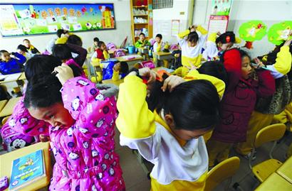 女生節比扎辮拼廚藝