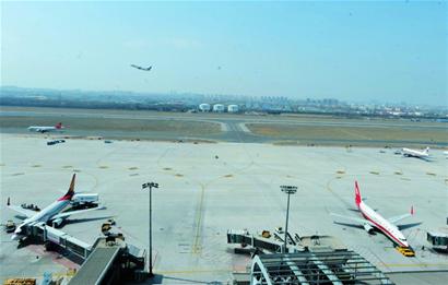 預測天公喜怒指揮飛機起降